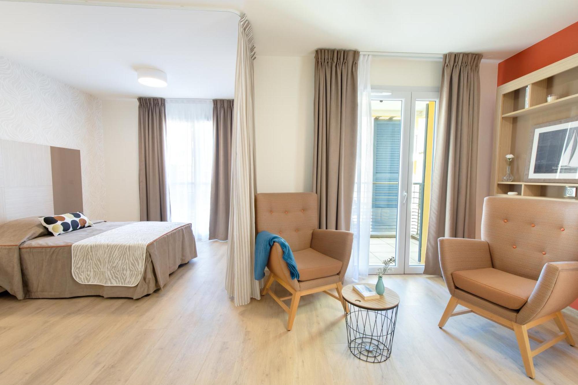 Zenao Frejus Fréjus Exterior foto